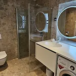 Appprusnik Apartman *