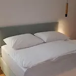 Appprusnik Apartamento *